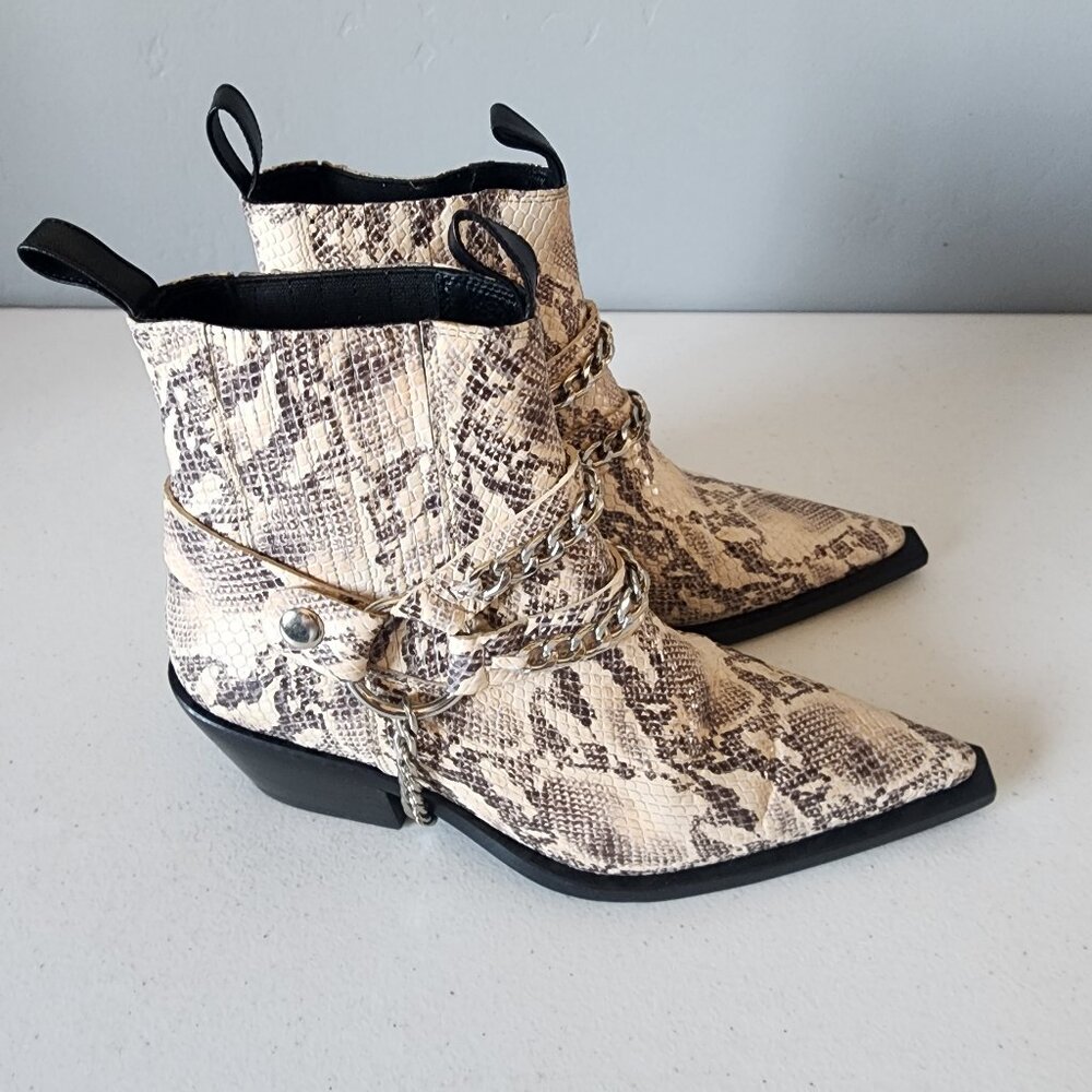 Anine Bing Western Bootie "EUC" - Picture 4 of 16